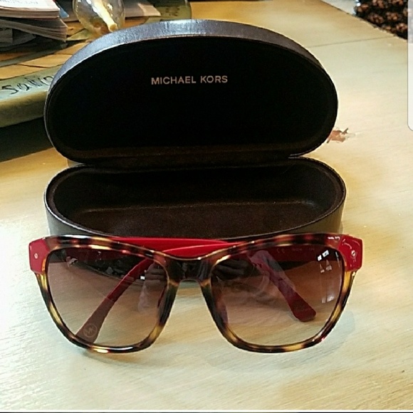 Michael Kors sunglasses - Picture 1 of 3